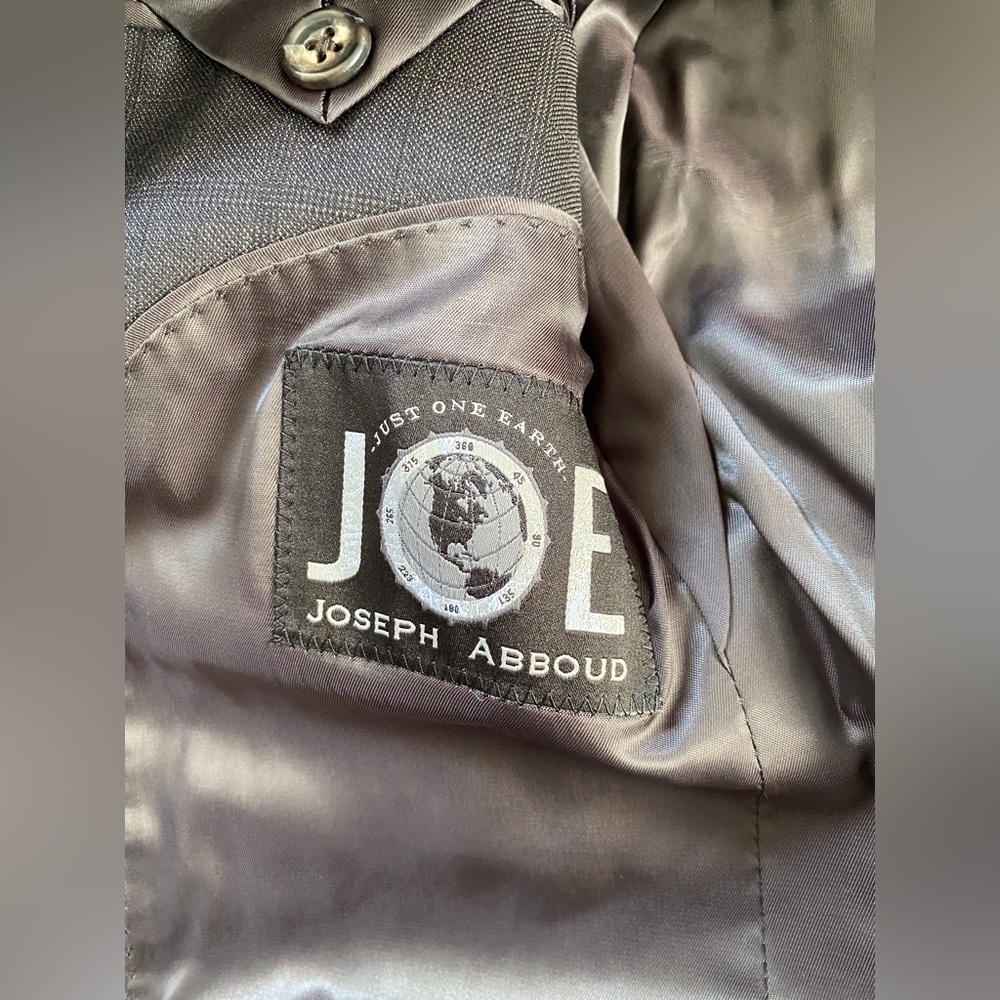 Like New Joseph Abboud Grey Suit - Picture 5 of 9
